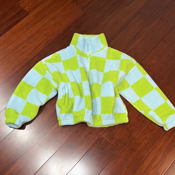 Coat - Picture 1 of 4